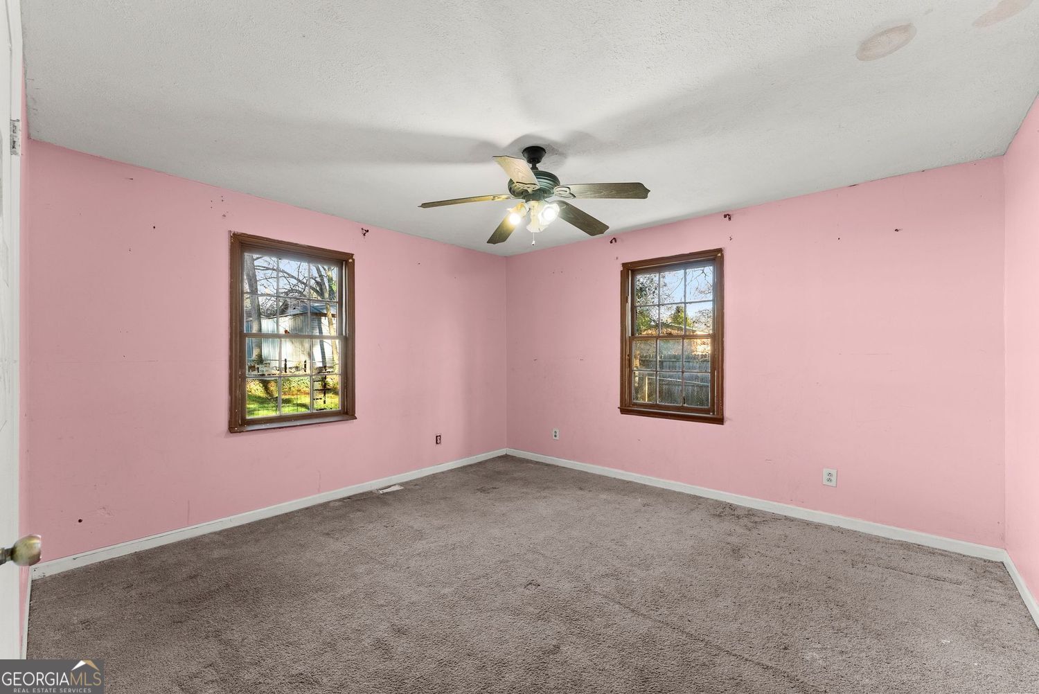 2346 4th Street Gainesville, GA 30504 - Photo 10 of 36 a view of an empty room with a window