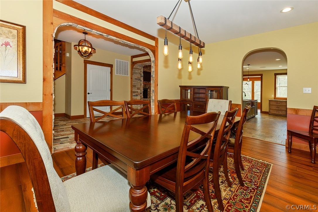 8375 Old Town Road Disputanta, VA 23842 - Photo 8 of 48 Gallery Image 8