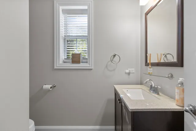 $525,000 | 1205 Charleston Court, Unit 1205, Willowbrook, IL 60527