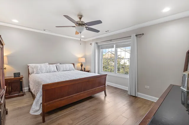 $525,000 | 1205 Charleston Court, Unit 1205, Willowbrook, IL 60527