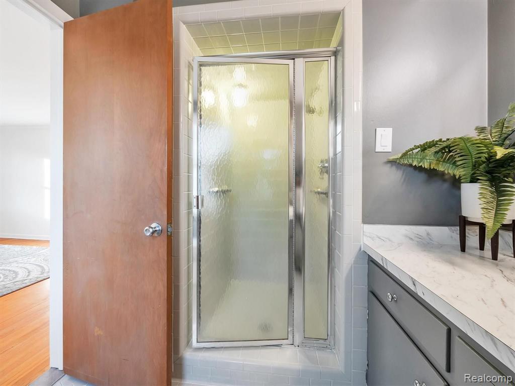 18551 Riverside Drive Beverly Hills, MI 48025 - Photo 45 of 58