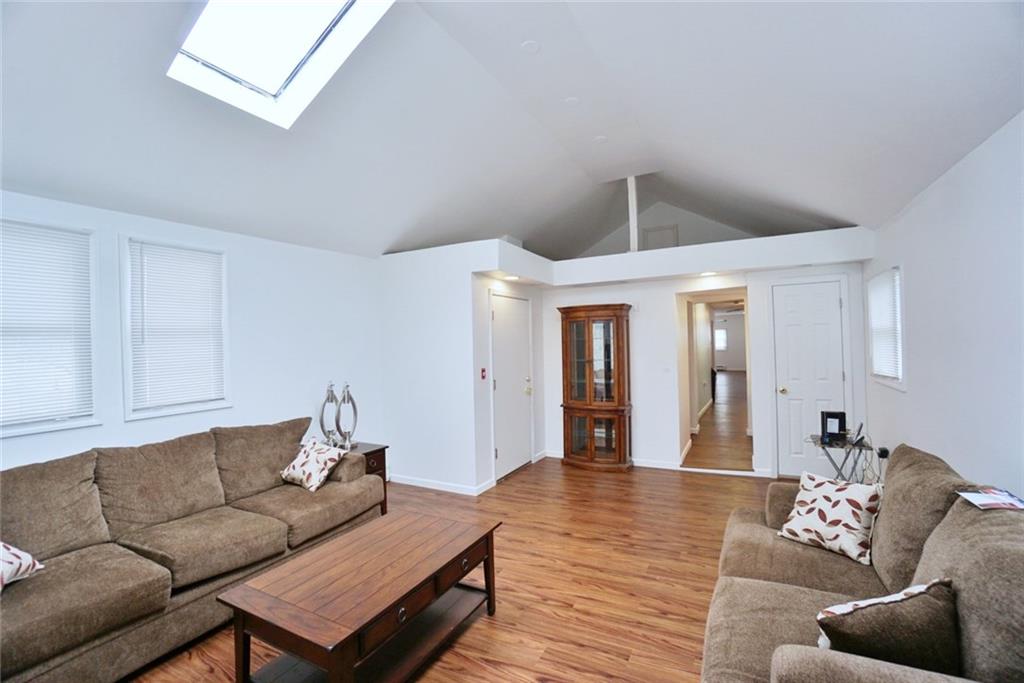 807 Walton Road Queens, NY 11693 - Photo 13 of 27