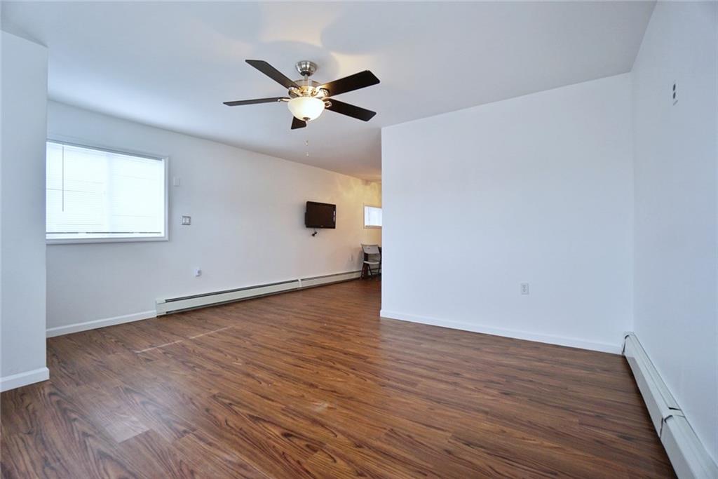 807 Walton Road Queens, NY 11693 - Photo 15 of 27