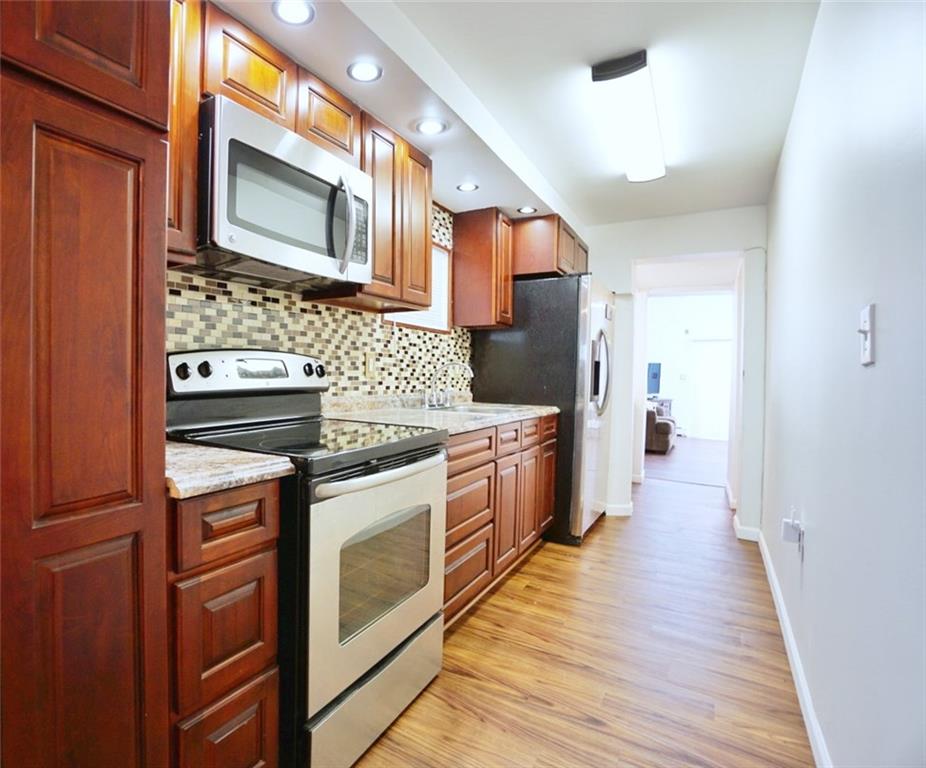 807 Walton Road Queens, NY 11693 - Photo 17 of 27