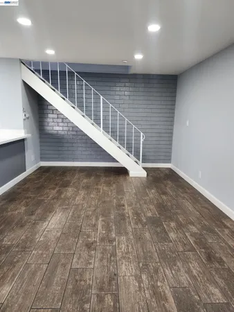 $1,300 | 4985 North Holt Avenue, Unit 101, Fresno, CA 93705