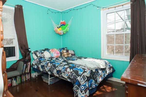 $395,000 | 59 Carney Street, Uxbridge, MA 01569