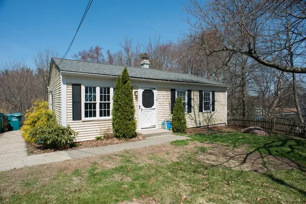 $395,000 | 59 Carney Street, Uxbridge, MA 01569