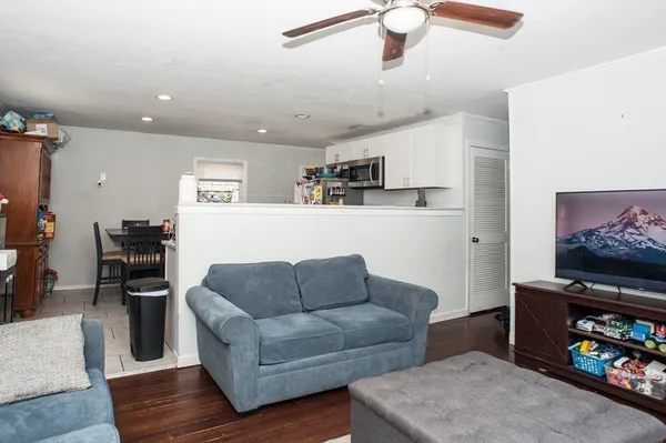 $395,000 | 59 Carney Street, Uxbridge, MA 01569