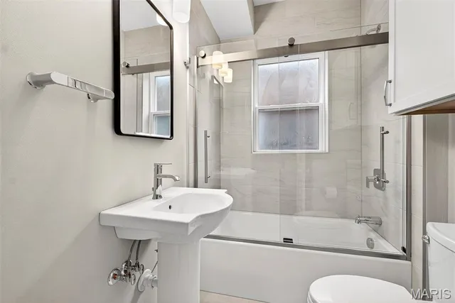 $1,875 | 6432 Alamo Avenue, Unit 1E, Clayton, MO 63105