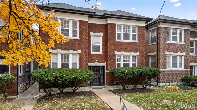 $1,875 | 6432 Alamo Avenue, Unit 1E, Clayton, MO 63105