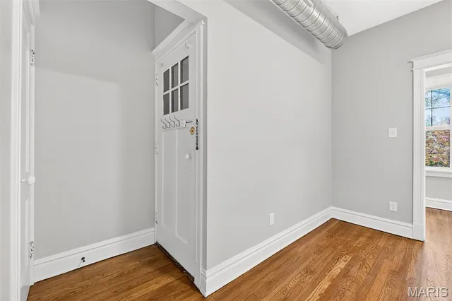 $1,875 | 6432 Alamo Avenue, Unit 1E, Clayton, MO 63105