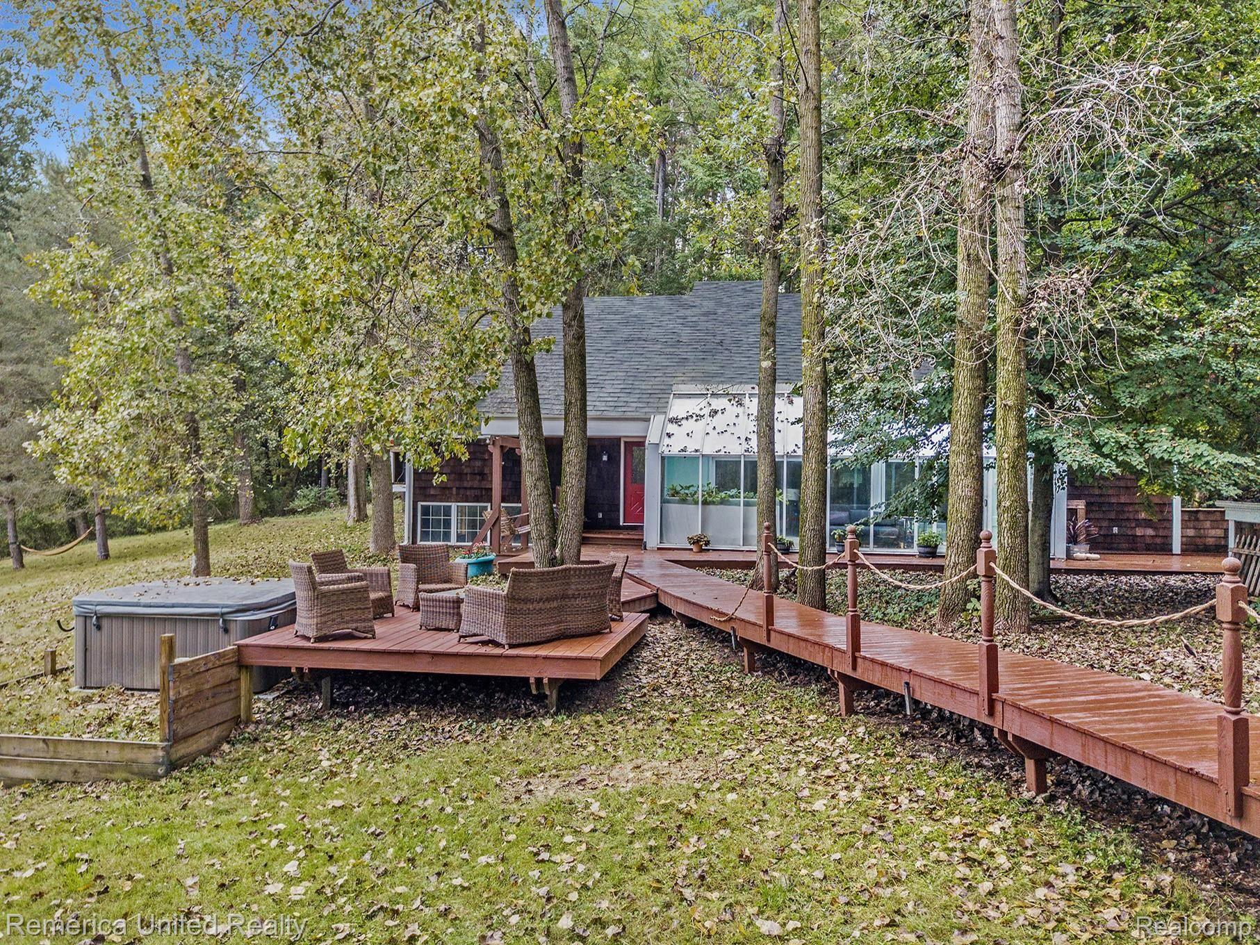 4855 Brookside Road Fenton, MI 48430 - Photo 1 of 29 DJI_0061.jpg