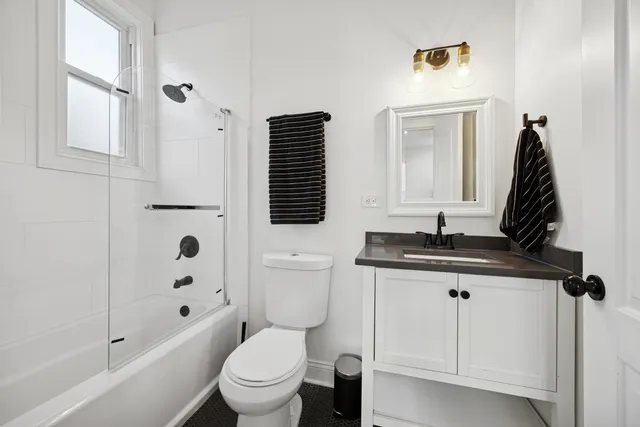 $450,000 | 5829 West Ohio Street, Chicago, IL 60644