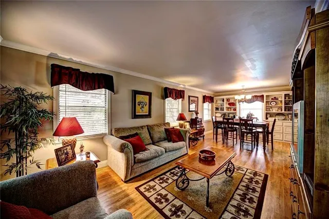 $260,000 | 300 East 7th Street, Natchitoches, LA 71457