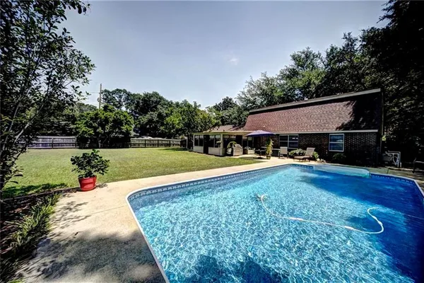 $260,000 | 300 East 7th Street, Natchitoches, LA 71457