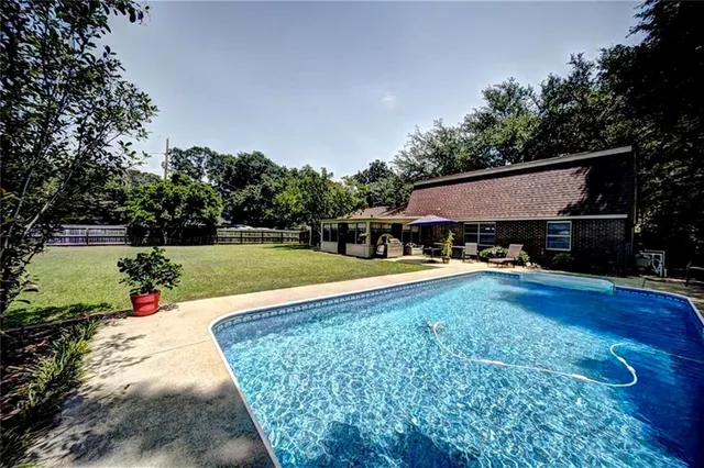 $260,000 | 300 East 7th Street, Natchitoches, LA 71457