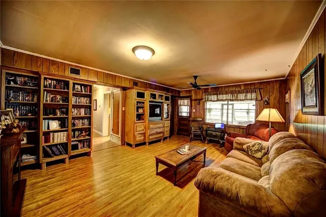 $260,000 | 300 East 7th Street, Natchitoches, LA 71457