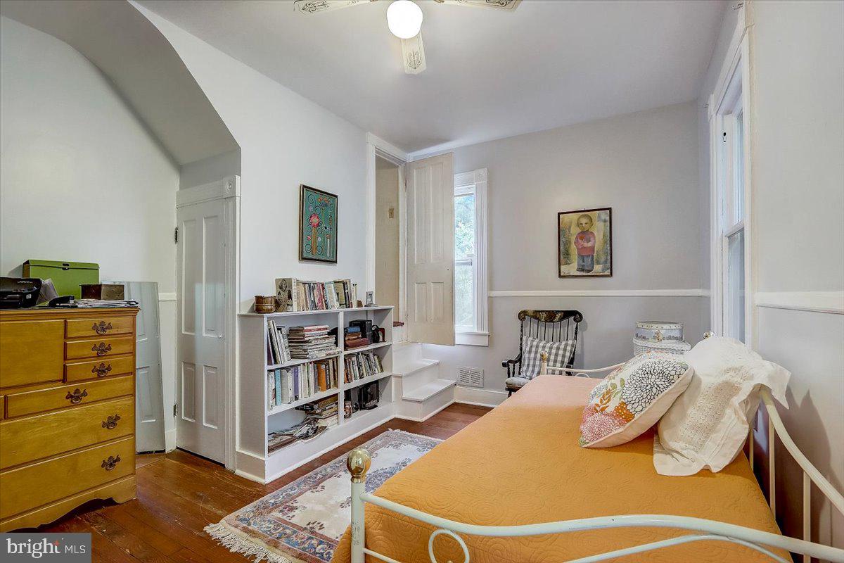 5141 Wetheredsville Road Baltimore, MD 21207 - Photo 33 of 48
