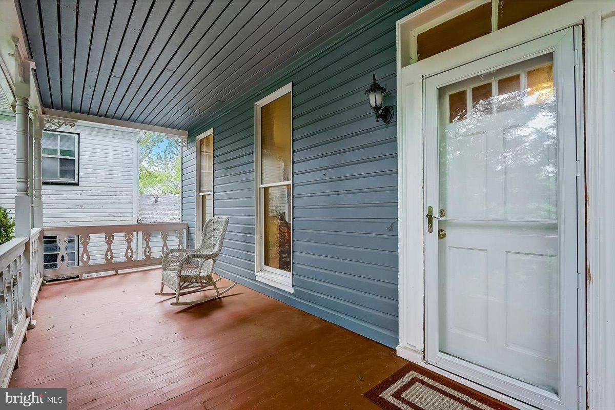 5141 Wetheredsville Road Baltimore, MD 21207 - Photo 7 of 48