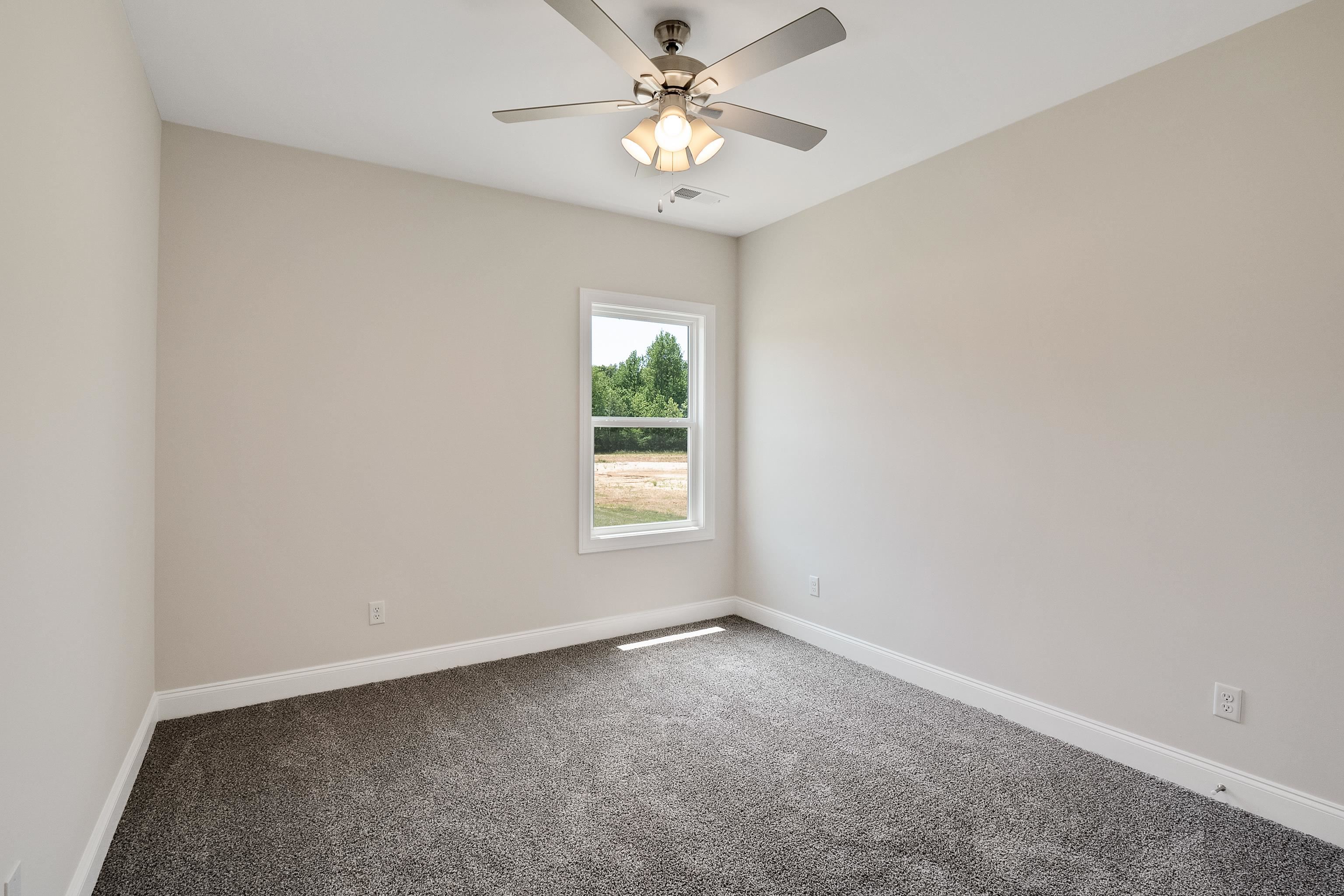 471 Centerline Roper Loop Byhalia, MS 38611 - Photo 17 of 34 Gallery Image 17