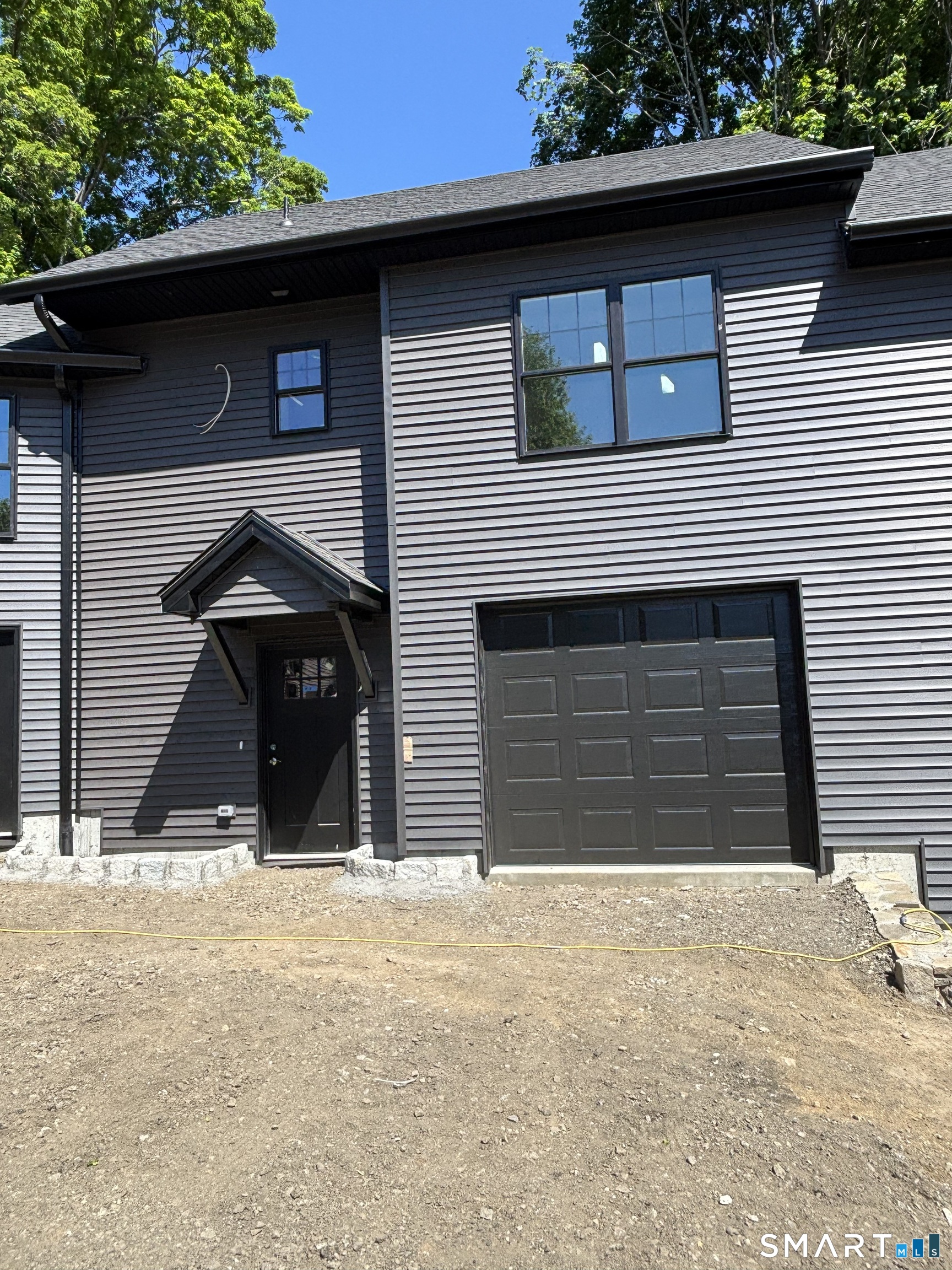 9 Putnam Park Road Bethel, CT 06801 - Photo 4 of 11