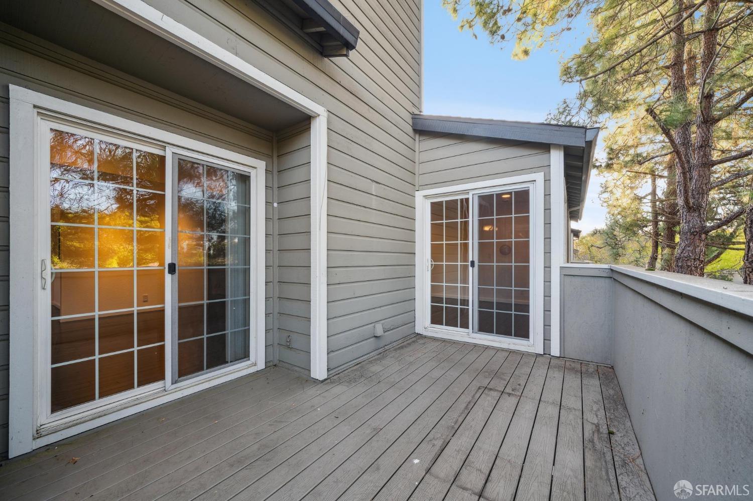 660 Canyon Oaks Drive, Unit E Oakland, CA 94605 - Photo 20 of 28