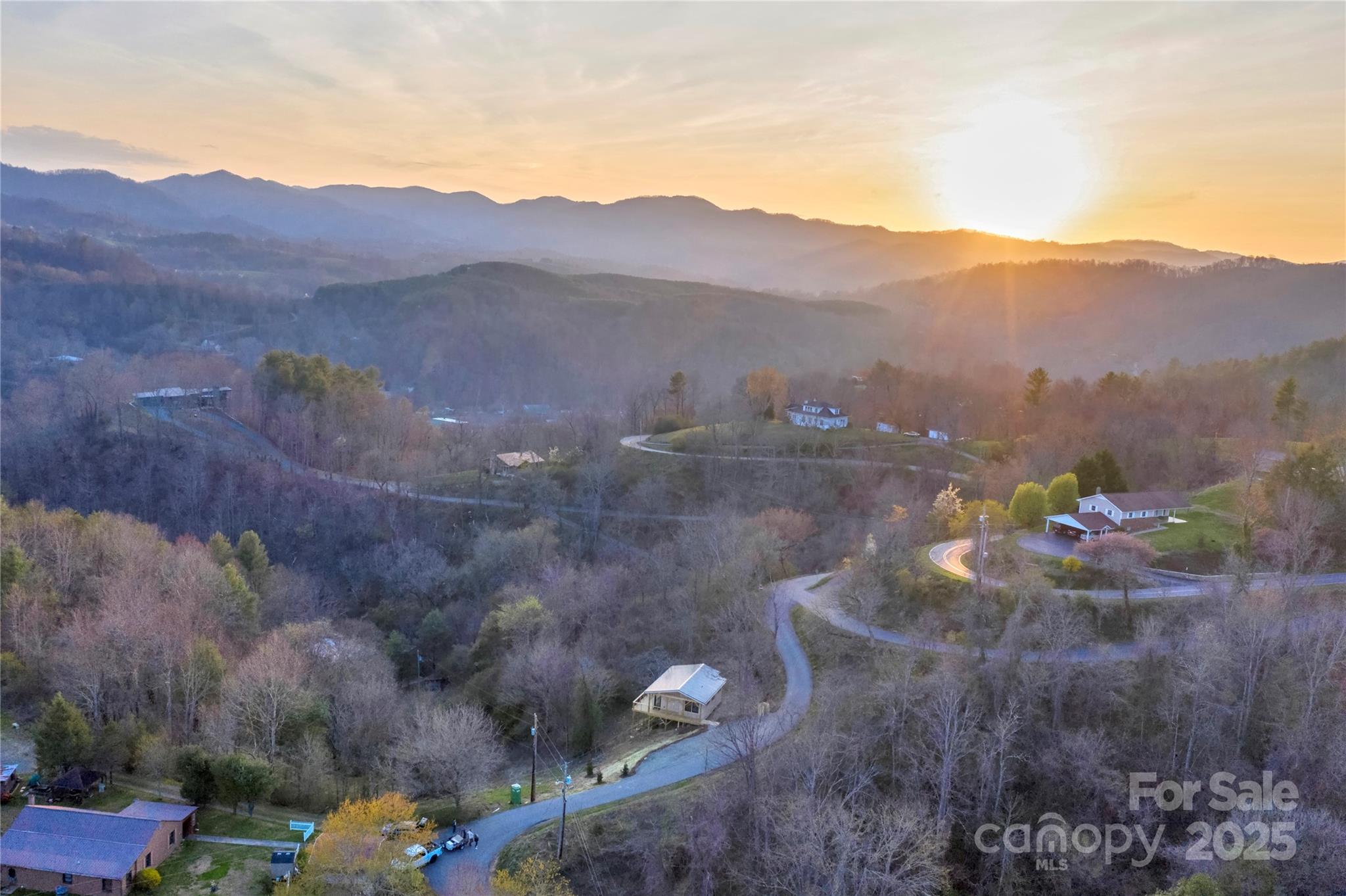 32 East Sams Road Marshall, NC 28753 - Photo 14 of 16 Gallery Image 14