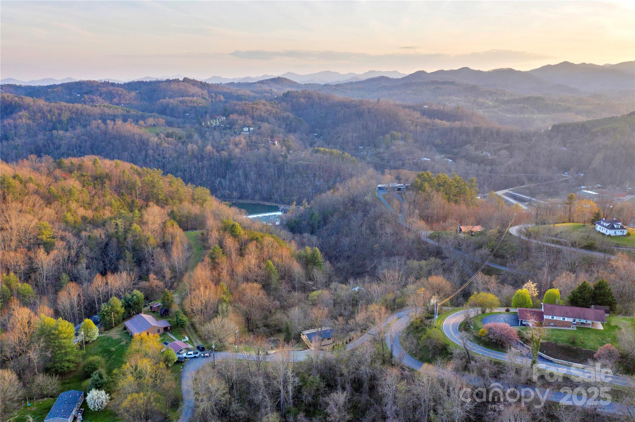 32 East Sams Road Marshall, NC 28753 - Photo 16 of 16 Gallery Image 16