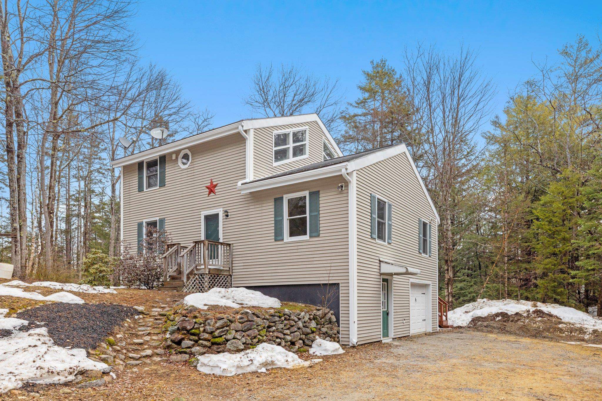12 Barry Highlands Road Danbury, NH 03230 - Photo 1 of 28