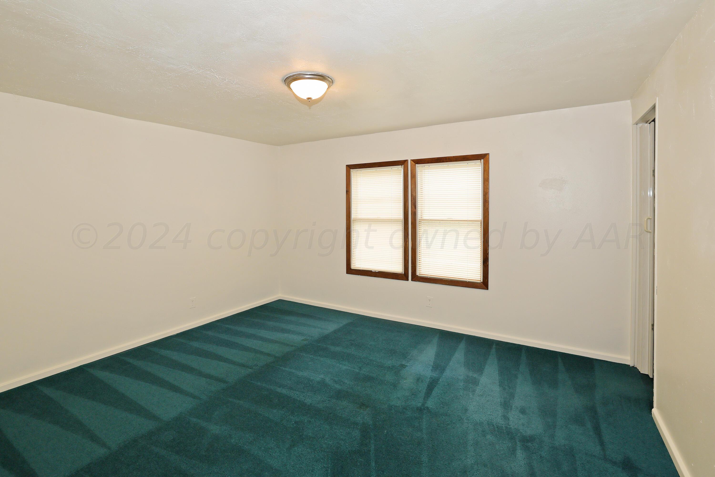 4045 South Fm 1258 (pullman) Amarillo, TX 79111 - Photo 31 of 45 3rd Bedroom