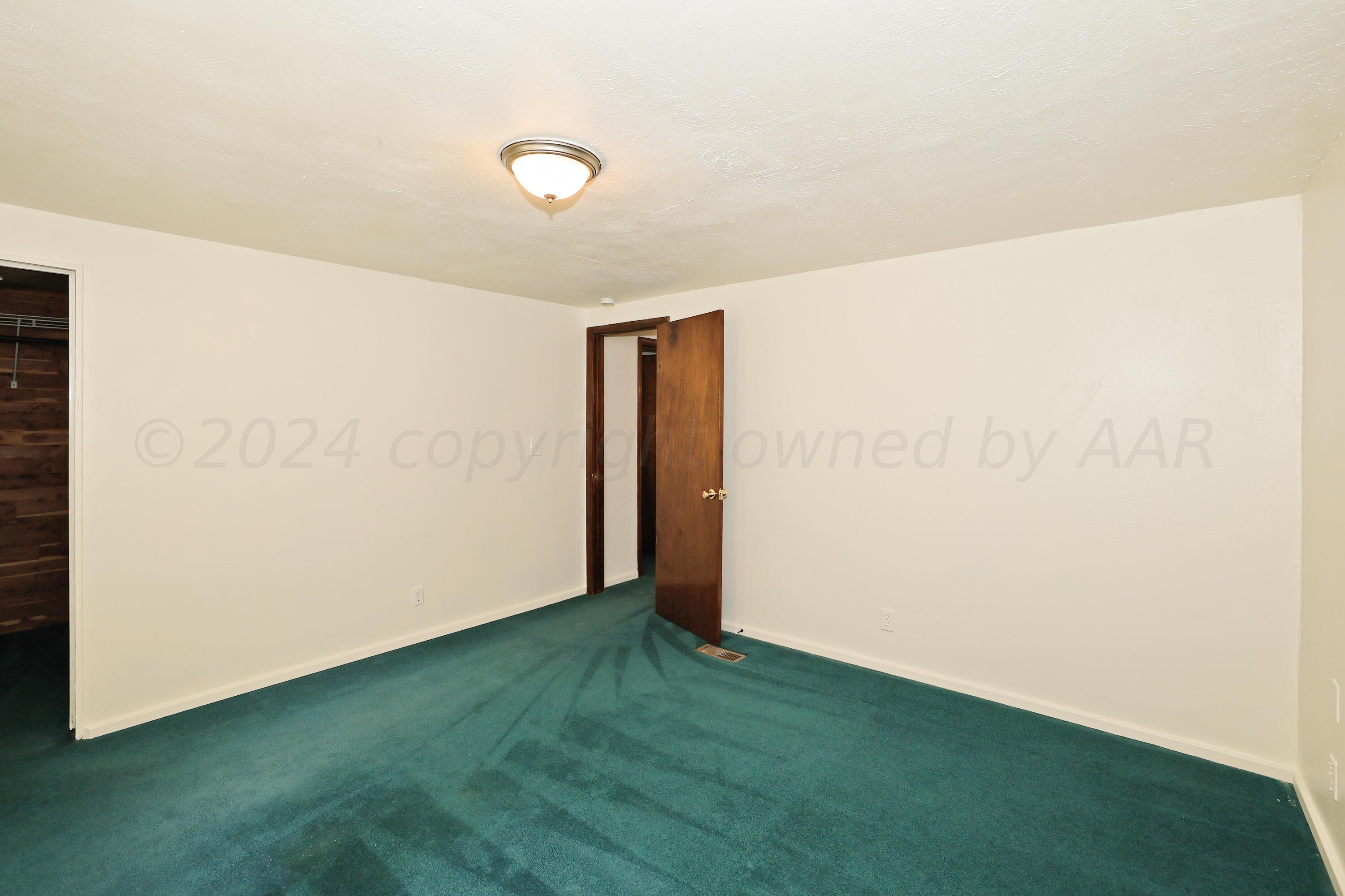 4045 South Fm 1258 (pullman) Amarillo, TX 79111 - Photo 32 of 45 3rd Bedroom2