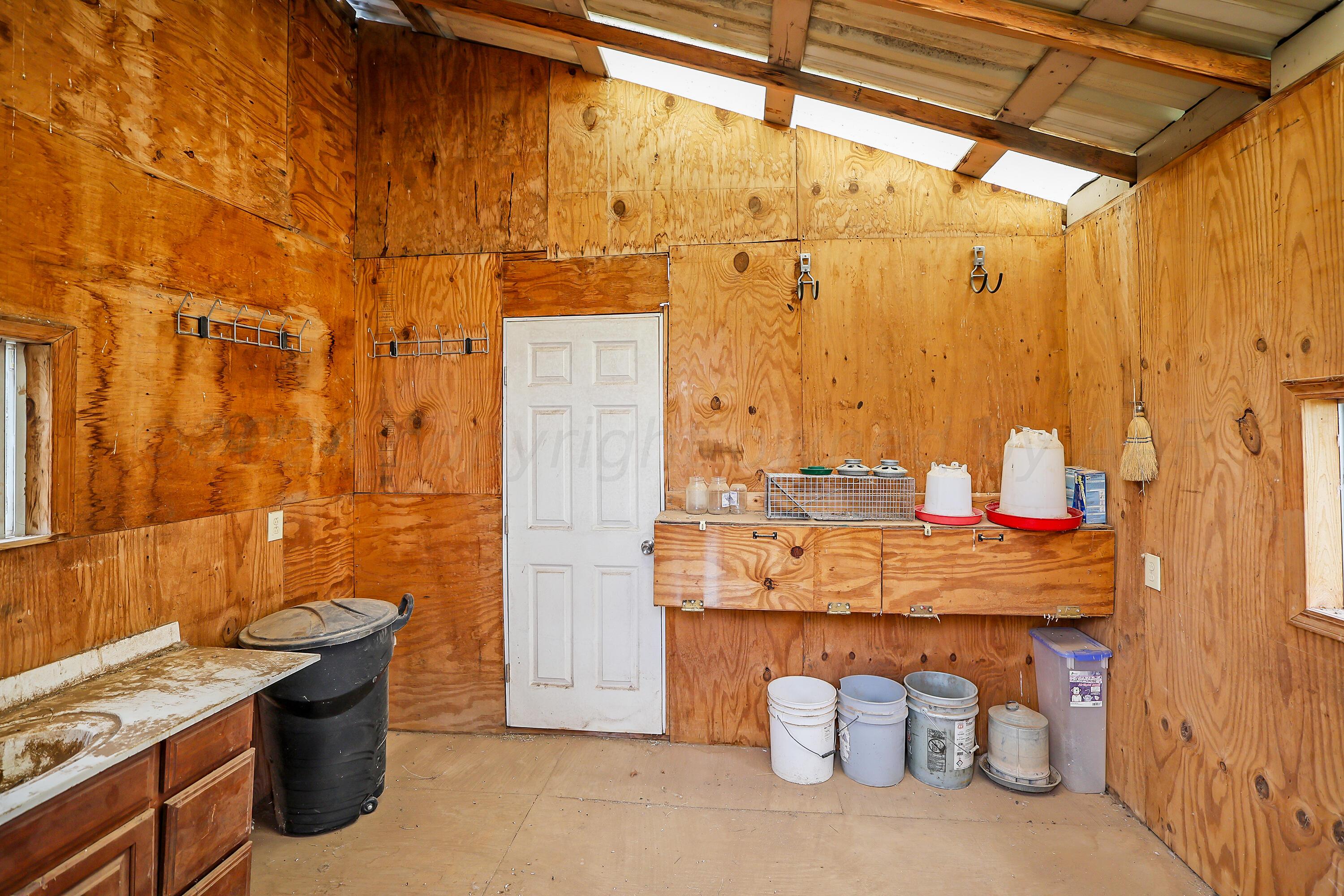 4045 South Fm 1258 (pullman) Amarillo, TX 79111 - Photo 9 of 45 Chicken House Interior