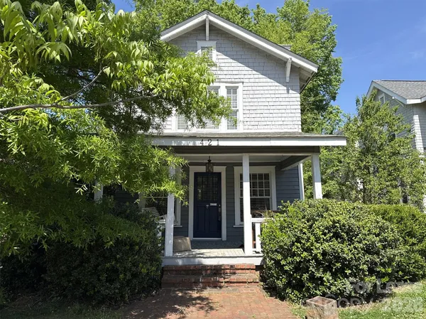 $3,000 | 421 Hawthorne Lane, Charlotte, NC 28204