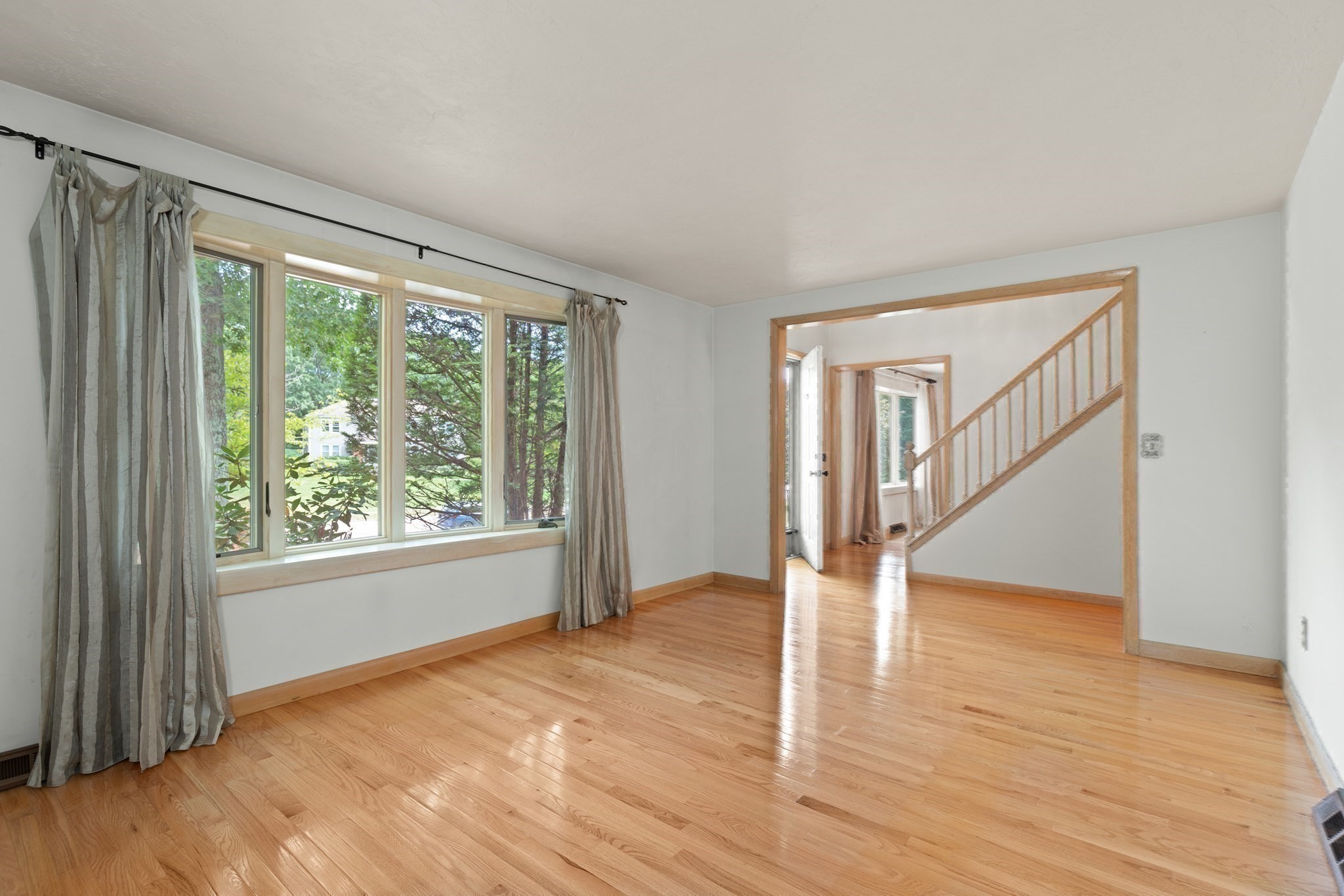 109 Hampton Road Sharon, MA 02067 - Photo 22 of 30 Gallery Image 22