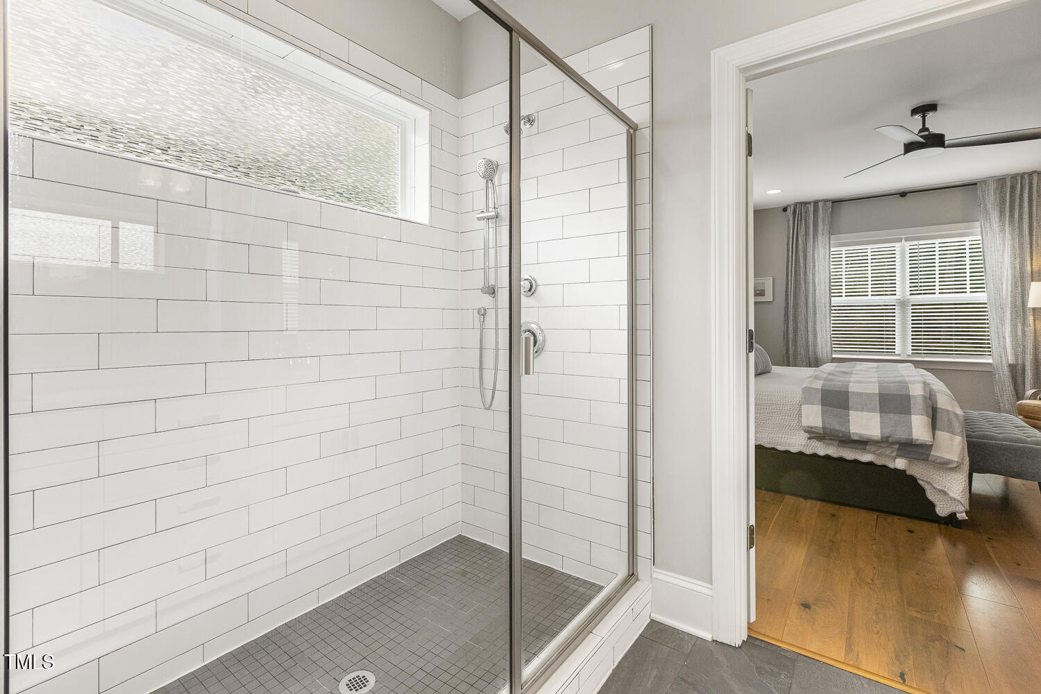 504 Heather Drive Raleigh, NC 27606 - Photo 34 of 48 047