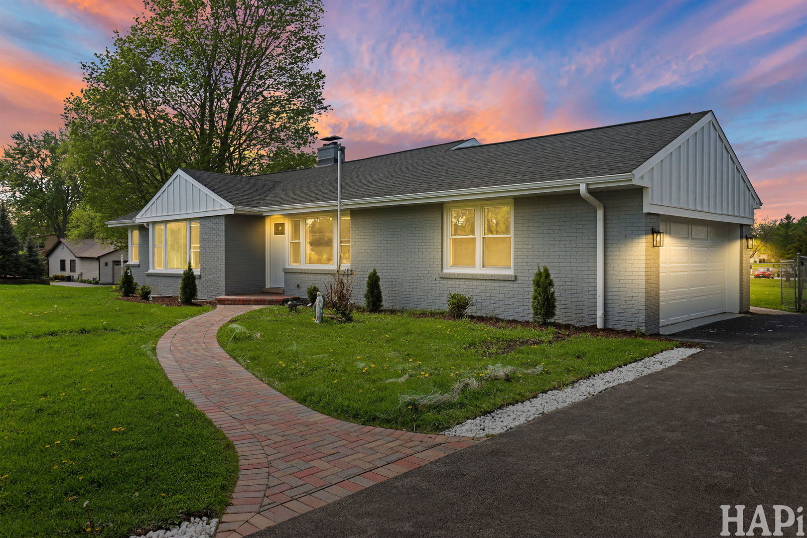 1100 North Hicks Road Palatine, IL 60067 - Photo 1 of 33 Gallery Image 1