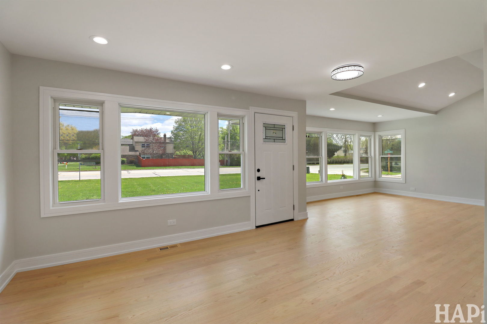 1100 North Hicks Road Palatine, IL 60067 - Photo 11 of 33 Gallery Image 11