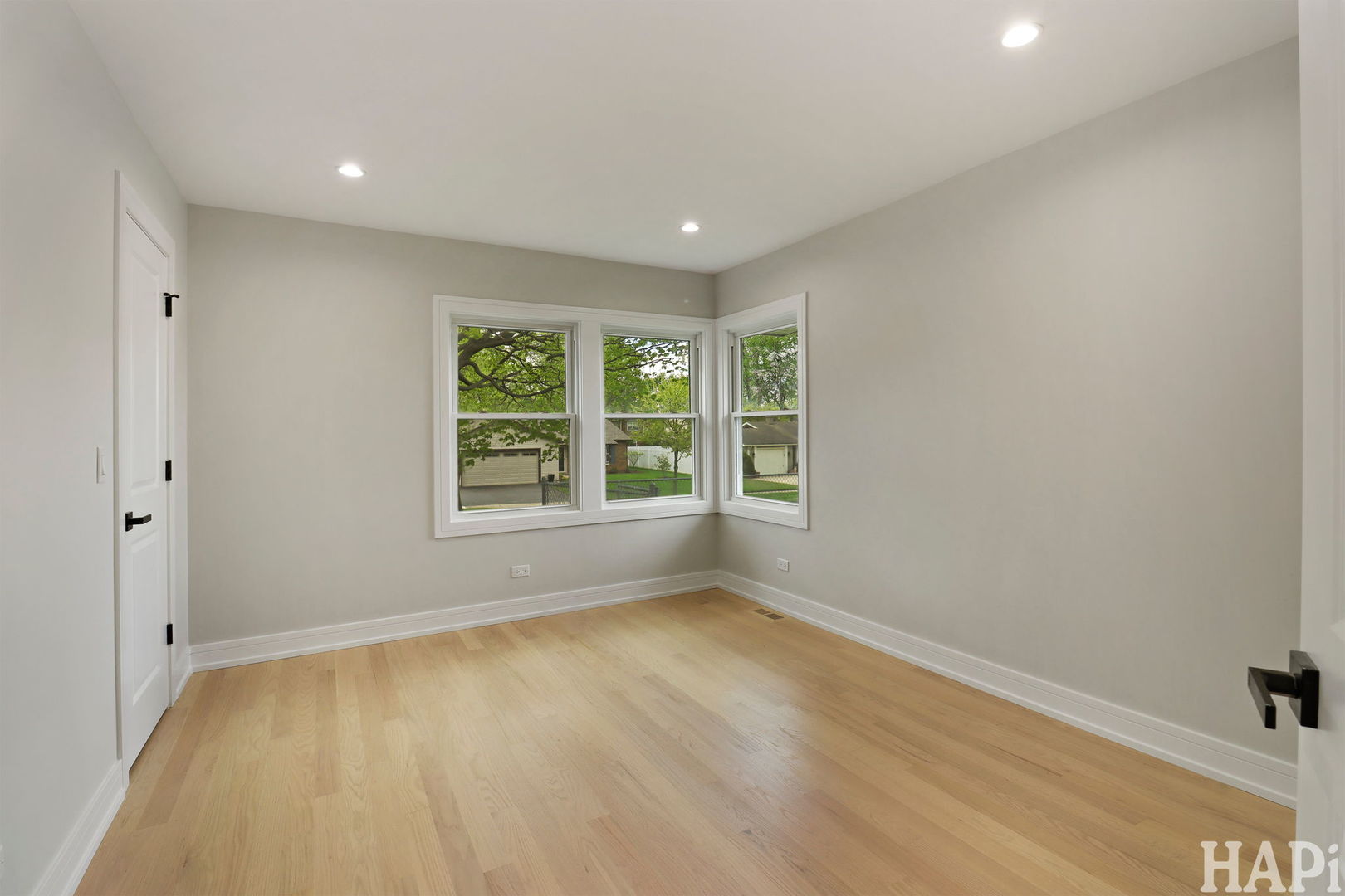 1100 North Hicks Road Palatine, IL 60067 - Photo 15 of 33 Gallery Image 15