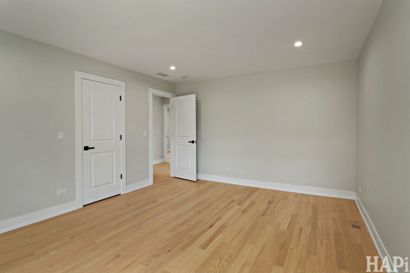 1100 North Hicks Road Palatine, IL 60067 - Photo 16 of 33 Gallery Image 16