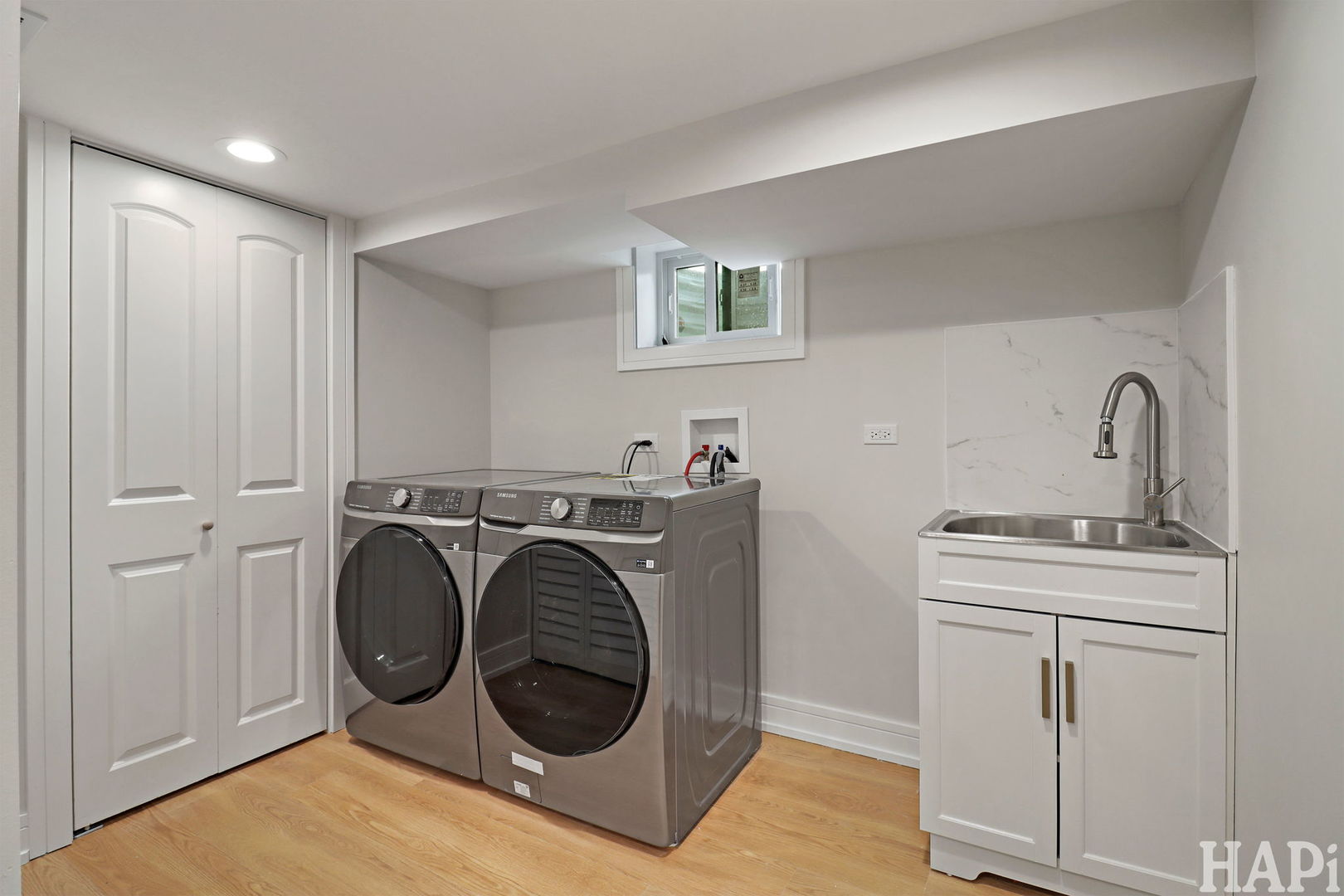 1100 North Hicks Road Palatine, IL 60067 - Photo 24 of 33 Gallery Image 24