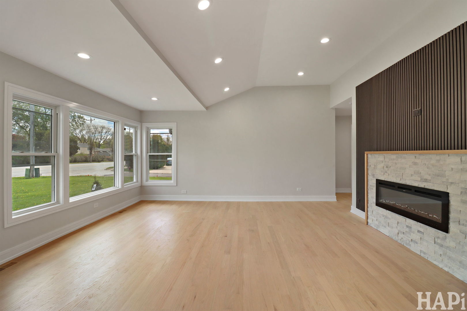 1100 North Hicks Road Palatine, IL 60067 - Photo 3 of 33 Gallery Image 3