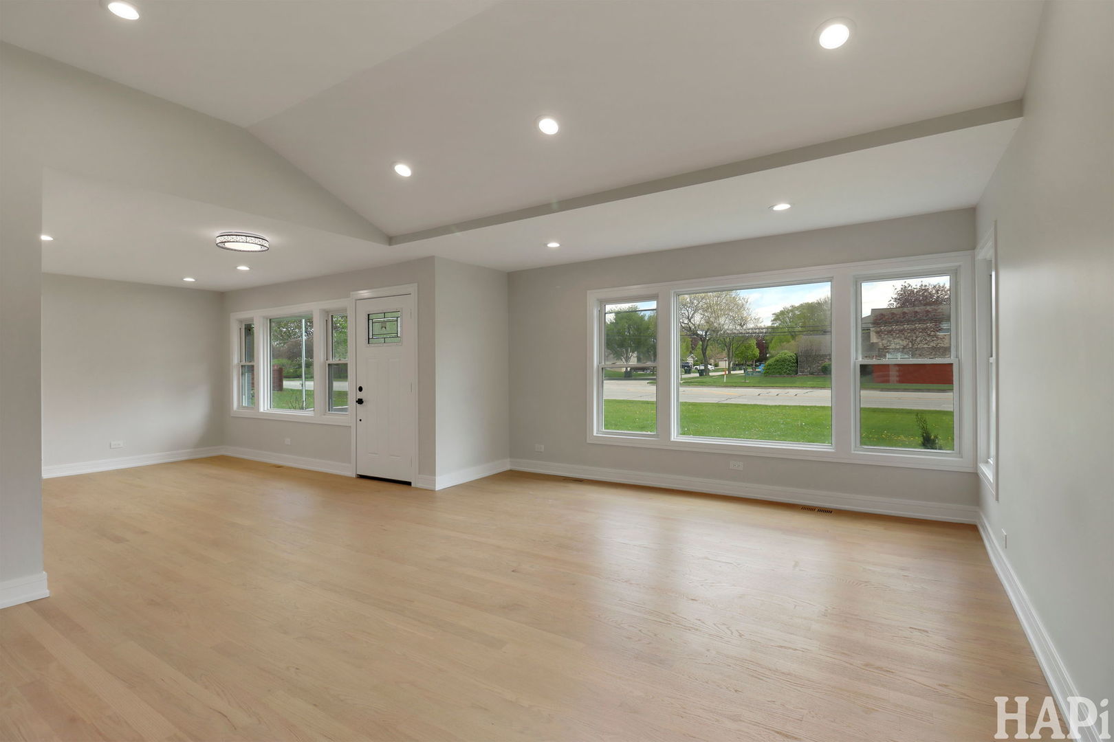 1100 North Hicks Road Palatine, IL 60067 - Photo 10 of 33 Gallery Image 10