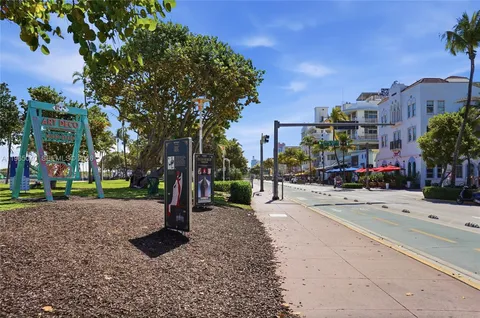 $325,000 | Flamingo-Lummus, Miami Beach, FL 33139