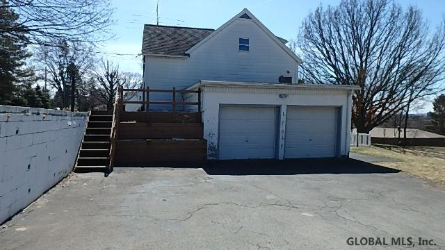 160 Shaker Road Albany, NY 12211 - Photo 2 of 15 Photo 2