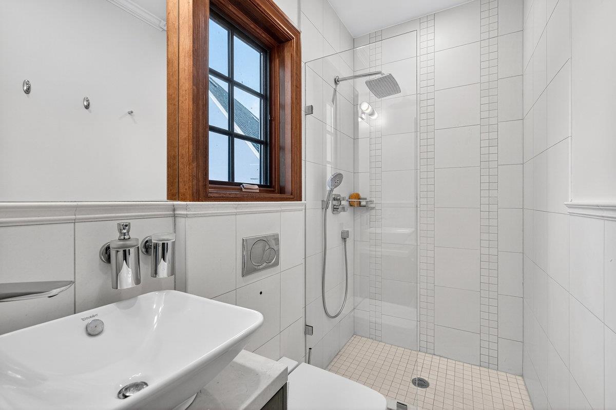 195 Warren Road San Mateo, CA 94401 - Photo 38 of 65