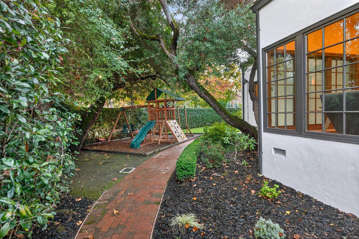 195 Warren Road San Mateo, CA 94401 - Photo 47 of 65