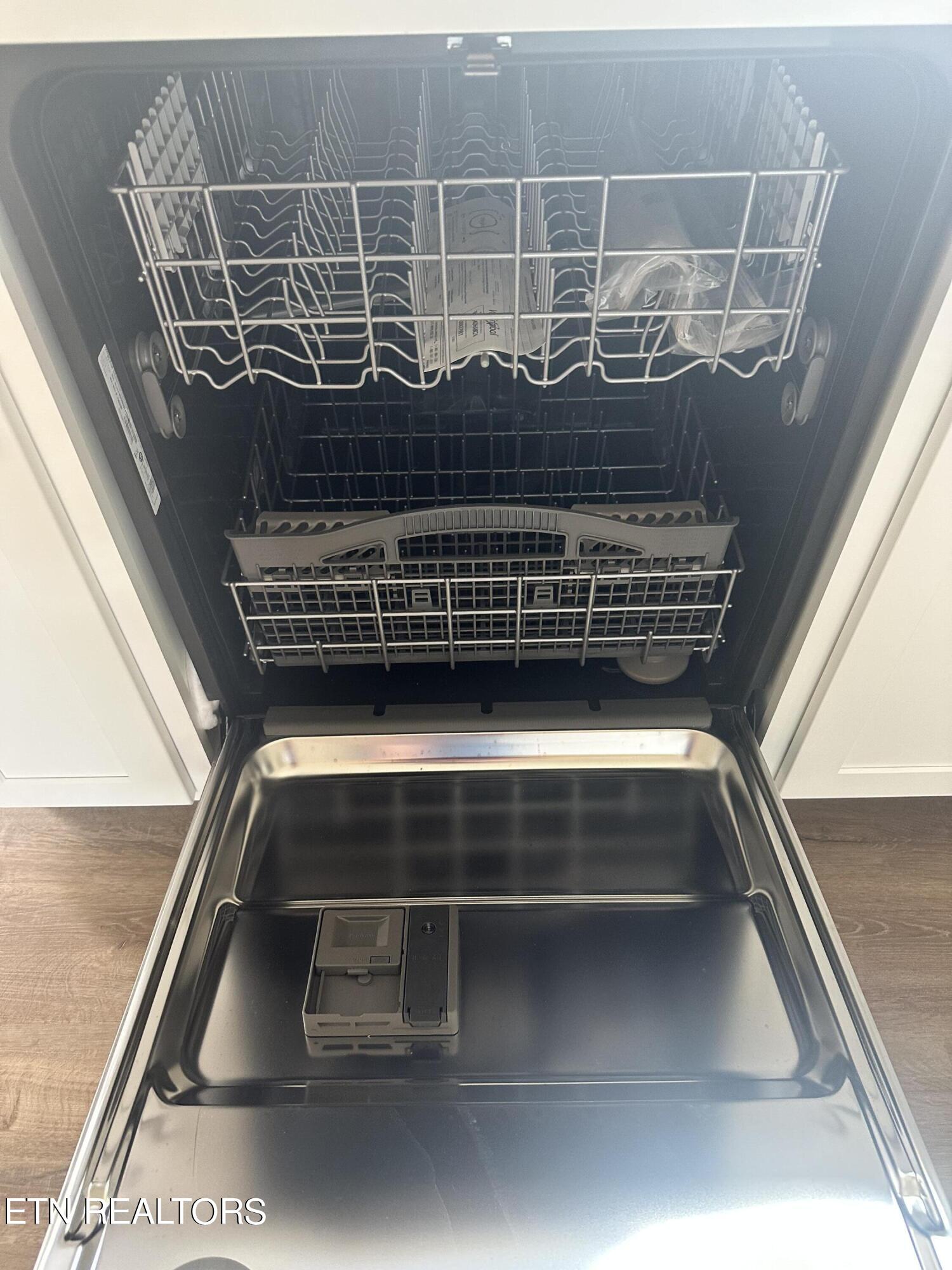 343 Green Acres Road Maynardville, TN 37807 - Photo 6 of 17 Dishwasher