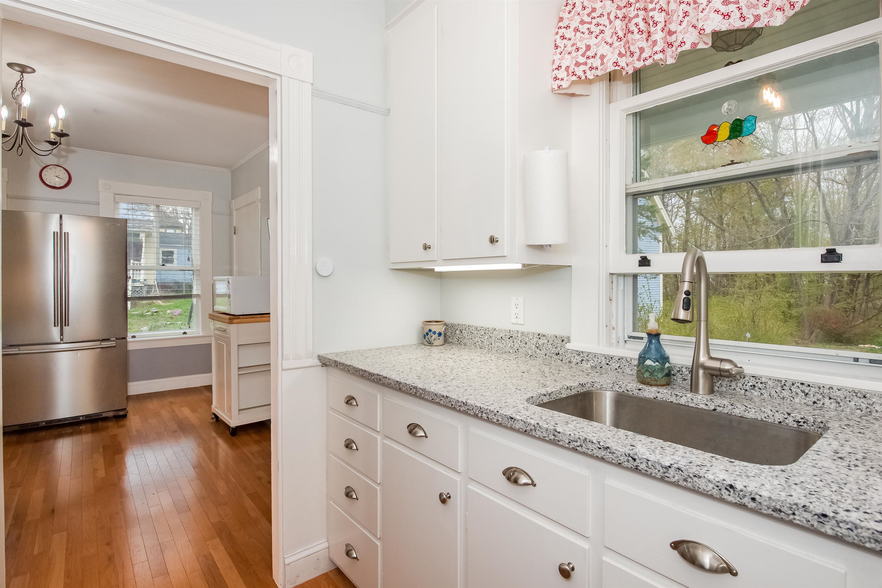 42 Rutland Street Dover, NH 03820 - Photo 7 of 40