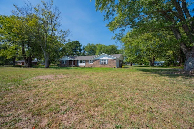 445 Pocahontas Road Morrison, TN 37357 - Photo 1 of 16 a view of a house with a yard