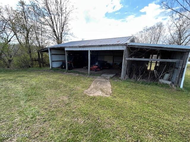 1020 Diggs Road Paris, TN 38242 - Photo 17 of 59 O- Implement Shed